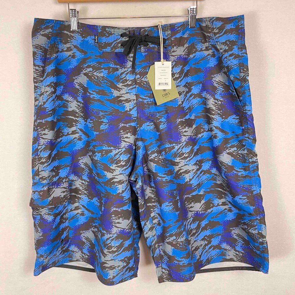 Crooks & Castles NWT Cerulean Camo Boardshorts Mens Size 40